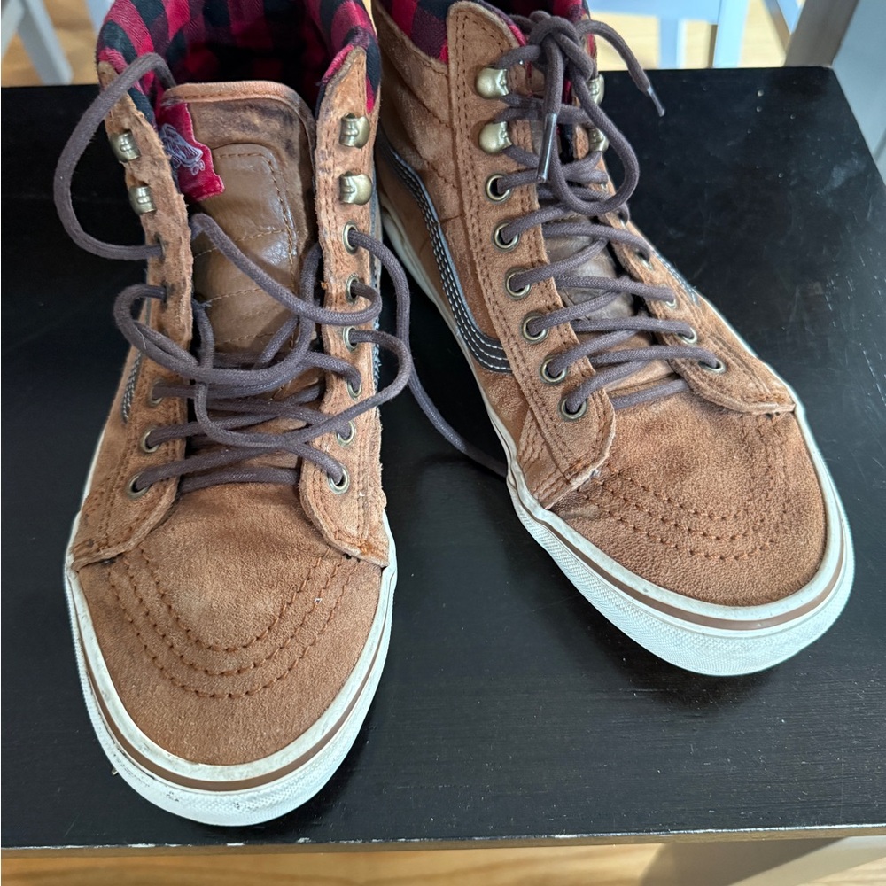 Vans Men's Brown High-Top Sneakers